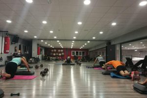 pilates en gimnasio indoor huesca